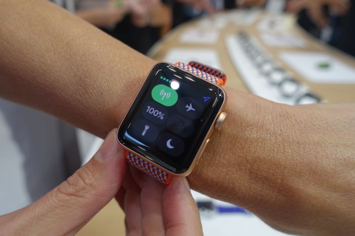 Lte apple watch cost 10 per month