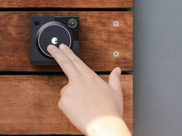 August doorbell cam pro
