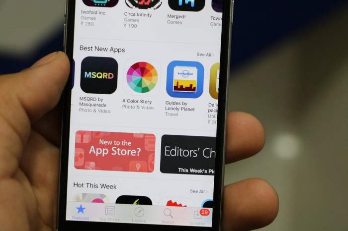 Apple increases cellular download app store