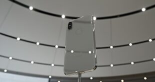 Iphone x hurting iphone 8 sales